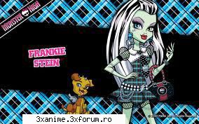 monster high frenky este fel dar este foarte draguta.